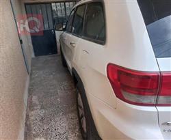 جیپ گراند شیرۆکی